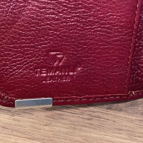 Temanli Red Croc Emboss Leather Silver Hardwear Multi Card Holder Bi-Fold Wallet - Picture 10 of 16